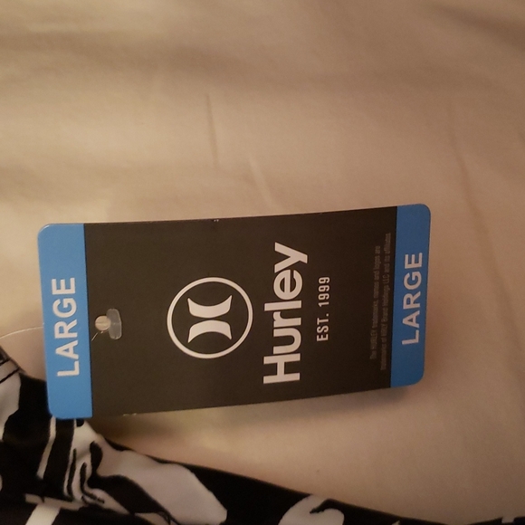 One-piece swimsuit - Picture 3 of 3